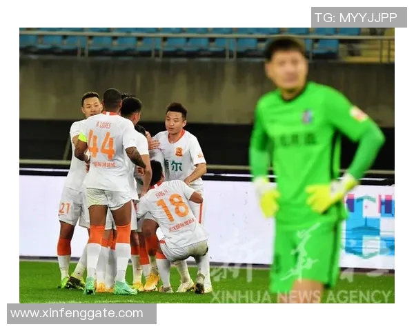 深圳与武汉足球队的耐力较量赛后分析与反思