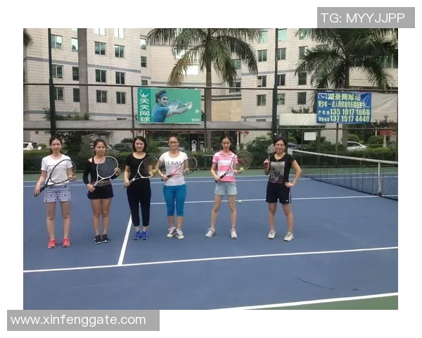 深圳网球队边路渗透战术解析与应用探讨